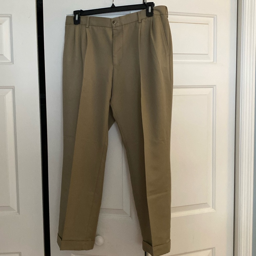 Mens Vanheusen pants . Traveler . 36x30 100% polyester